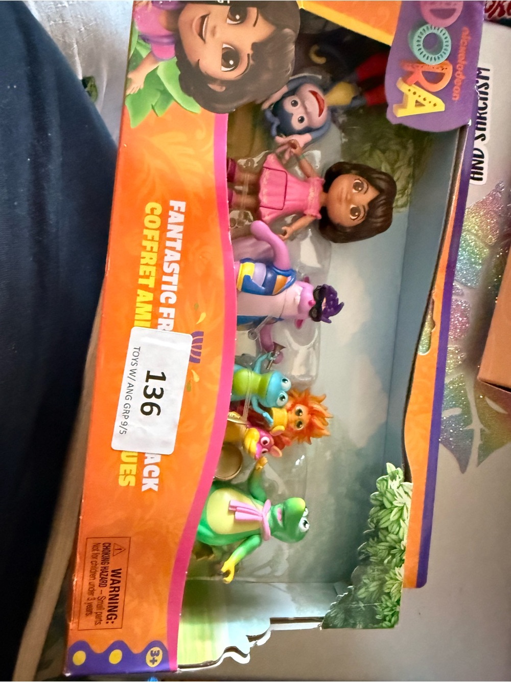 Fantastic Friends Playset Dora the Explorer, and friends